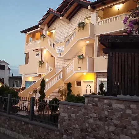 2 Ivankovic Apartman Stari Grad