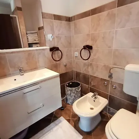 公寓 2 Ivankovic *